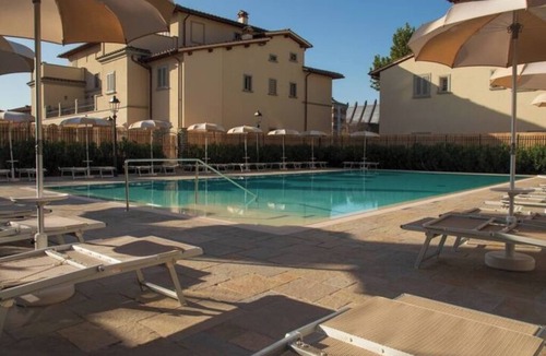 Novoli - San Donato Apartment | Stables 1 | Apartment Villa Carobbi