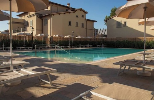 Novoli - San Donato Apartment | Stables 4 | Apartment Villa Carobbi