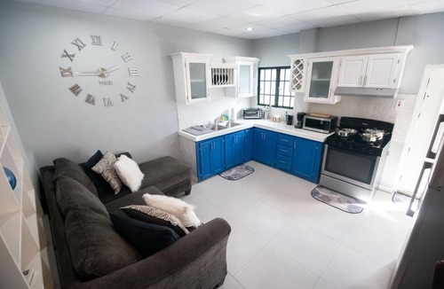 Saint James Apartment | Stacys Place #3: Studio Apartment