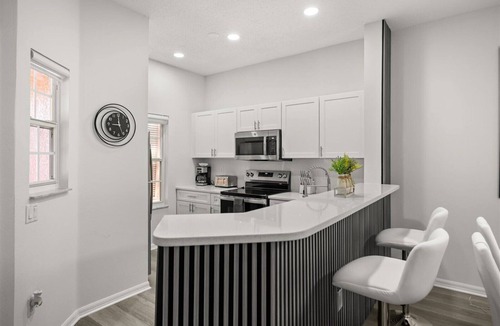 Crystal Cove House | Stay in Orlando & receive your exclusive surprise gift!