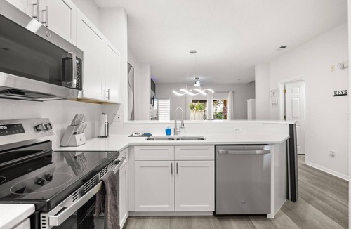 Crystal Cove House | Stay in Orlando & receive your exclusive surprise gift!