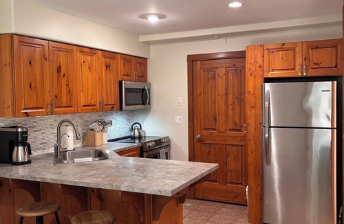 Sun Peaks Condo | Steps to the Village Ski-in/Ski-out Hot Tub