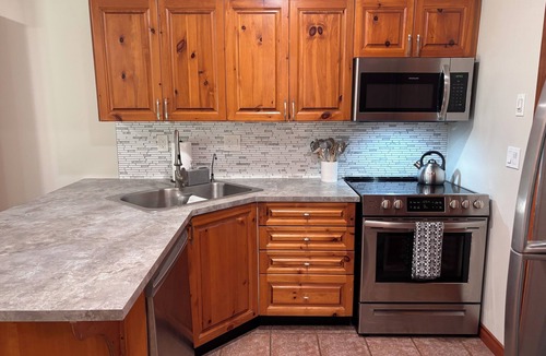 Sun Peaks Condo | Steps to the Village Ski-in/Ski-out Hot Tub