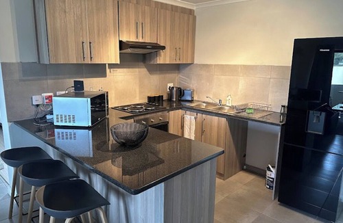 Kraaifontein Apartment | Stone Ridge Haven: Spacious 2-Bedroom Apartment for All Stays!