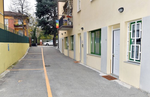 San Lazzaro di Savena Apartment | Studio apartment with kitchen and private bathroom