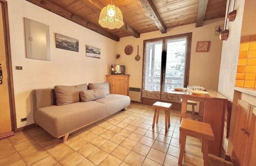 Crest-Voland Apartment | Studio Cabine, 4 Pers. - Balcon, Parking Privé, à 100m des Pistes et Commerces - FR-1-595-77