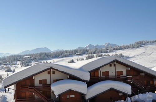 Les Saisies Apartment | Studio cabine Les Saisies - 4 pers, balcon sud, vue montagne - FR-1-293-117