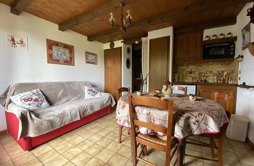 Crest-Voland Apartment | Studio for 4 in Village Center, Near Shops and Slopes