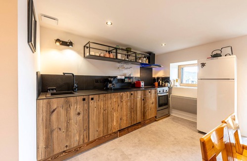 Bisanne 1500 Apartment | Studio 'Le Petit Érable - Mont Blanc View' with Mountain View, Private Terrace and Wi-Fi