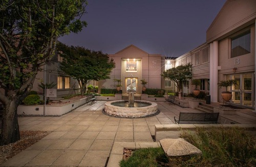 Greater Johannesburg Metropolitan Area Hotel | Studio Stay on Sixty6
