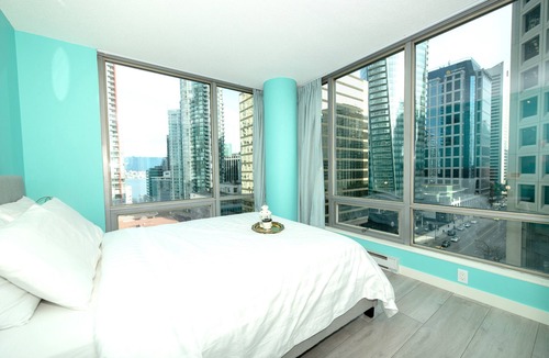 West End Apartment | Stunning 2-Bedroom Downtown Apartment with Water Views & Gym Access