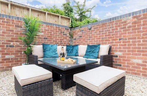 Cheltenham House | Stunning 5 Bed Regency Home