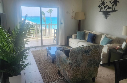 Alice Town Condo | Stunning Caribbean Ocean Views Centrally Located - Golf Cart Arrangements