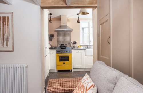 Mousehole Cottage | Stunning Cottage by Mousehole Harbour - with Courtyard. Steps to the Beach!