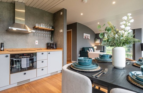 Chipping Norton Cabin | Stunning Eco-Retreat Pods in Old Chalford