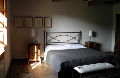 Pieve Santo Stefano House | Stunning, historic 18c Farmhouse - with Private Pool (sleeps 12-13)
