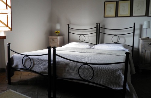 Pieve Santo Stefano House | Stunning, historic 18c Farmhouse - with Private Pool (sleeps 12-13)