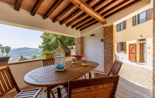 Montebonello House | Stunning Home In Case Lori