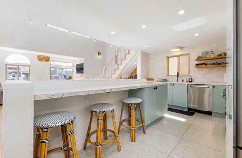 Hollywood Beach House | STUNNING! Ocean Views! Lux Remodeled Modern Beach House. +PELETON .