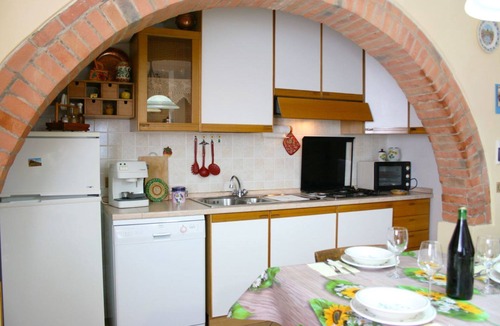 Montepulciano Villa | Stunning private villa for 9 people with private pool and TV