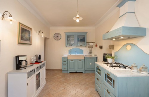 Scarperia Villa | Stunning private villa for 6 people with WIFI, private pool, A/C, TV, patio and panoramic view