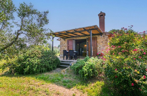 Bibbona House | Stunning private villa for 5 people with private pool, WIFI, TV, patio and panoramic view