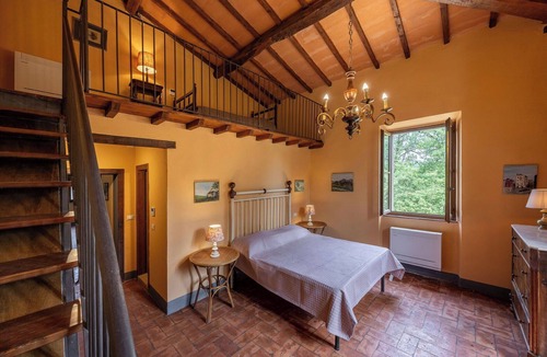 Bucine Villa | Stunning private villa with A/C, WIFI, private pool, patio, pets allowed and panoramic view