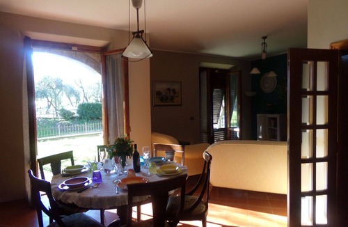 Cavriglia House | Stunning villa for 6 people with A/C, WIFI, private pool, TV, patio and pets allowed