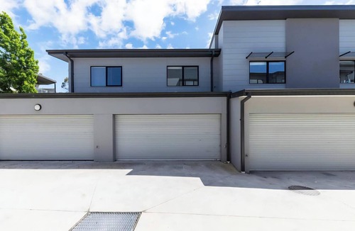 Bruce House | Stylish 2BR Retreat Near UC & Belconnen Mall