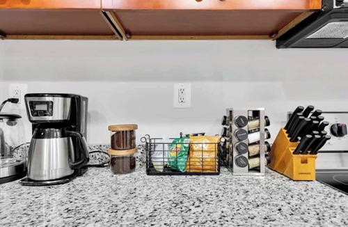Petworth Apartment | Stylish 3BR & Parking in Central DC - Steps to Metro!