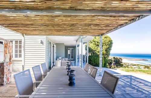 Cape Peninsula House | Stylish and Spacious Luxury Bungalow with Pool and Sea views