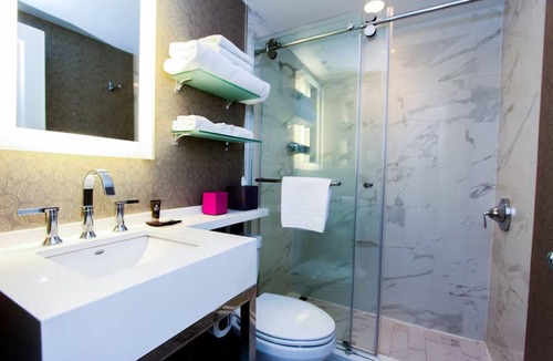 Kalorama Heights Hotel | Stylish Boutique Stay | Explore Dupont Circle Only 0.5 mi Away | Parking