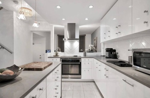 Coal Harbour House | Stylish Coal Harbour Townhome in the Heart of Downtown Vancouver
