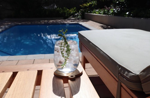 Wilderness Beach House | Stylish & Cozy House - 5min from the beach!