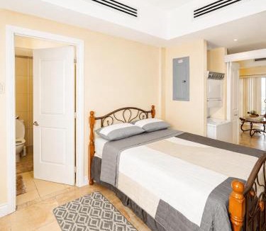 Port of Spain Apartment | Stylish One Bedroom Condo