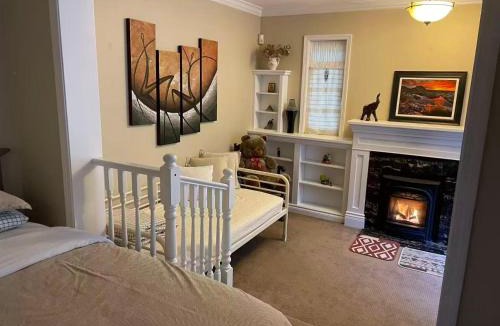 Edgemont Apartment | Suit near Grousmountain