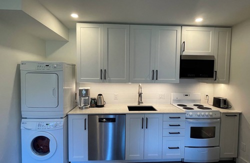 Deep Cove Apartment | Suite Deal