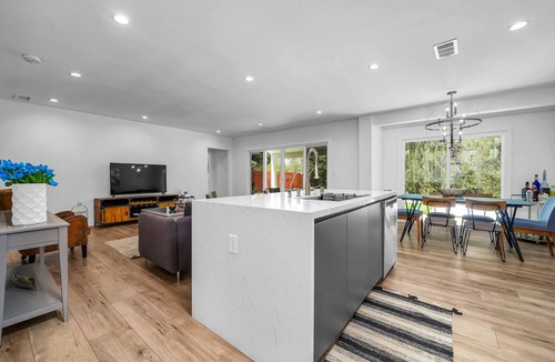 Woodland Hills House | Sun Kissed Home, Secluded Backyard, BBQ, Parking
