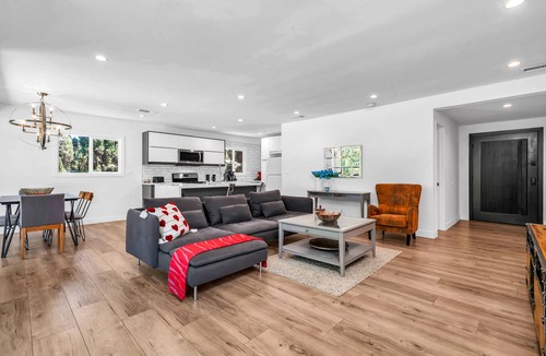 Woodland Hills House | Sun Kissed Home, Secluded Backyard, BBQ, Parking