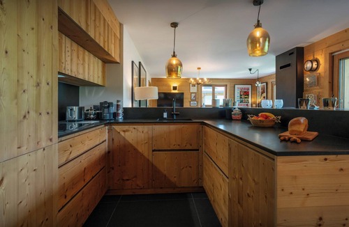 Megeve Apartment | Sundance Kid Loft - mountain apartment with gym access - OVO Network
