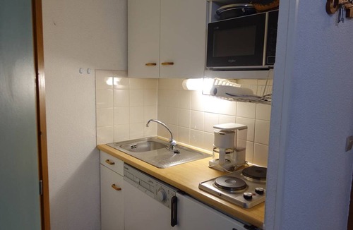 Areches Apartment | Sunny Apartment for 4 with Balcony, Close to Slopes in Beaufort