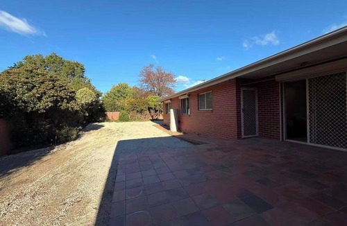 Turner House | Sunny King Room | 5-Min Walk to ANU | Near City