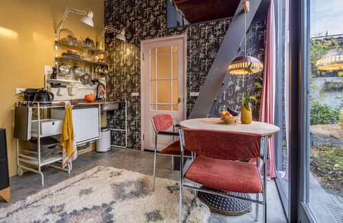 Alkmaar Ski Chalet | Super location, quiet place, yet in the middle of the bustling center of Alkmaar