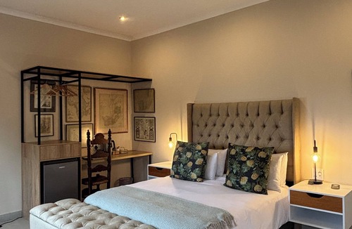 Greater Johannesburg Metropolitan Area Bed & Breakfast | Superb 5-bedroom bed & breakfast with AC in Randburg