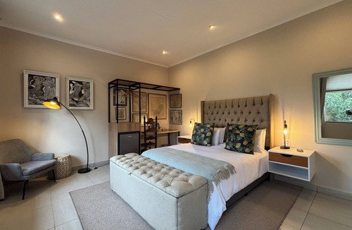 Greater Johannesburg Metropolitan Area Bed & Breakfast | Superb 5-bedroom bed & breakfast with AC in Randburg