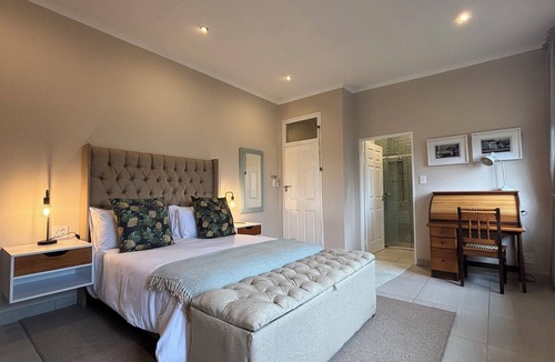 Greater Johannesburg Metropolitan Area Bed & Breakfast | Superb 5-bedroom bed & breakfast with AC in Randburg