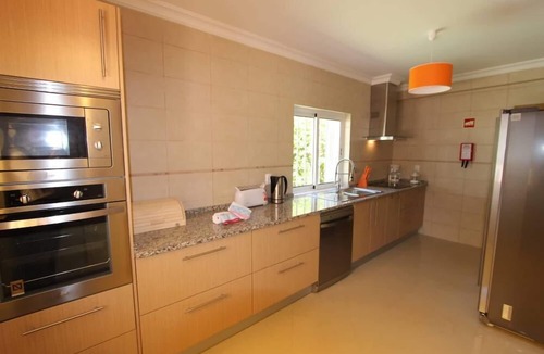Quarteira House | Superb family home in the heart of Vilamoura on 500m plot, enclosed swimming pool