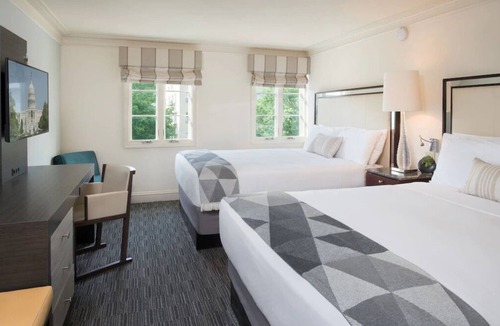 Kalorama Heights Hotel | Superior Queen Two Beds | Pet-Friendly Stay | 1.5 Miles to Old Stone House