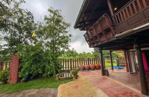 Kamphaeng Saen Hotel | Suree Garden Resort & Karaoke