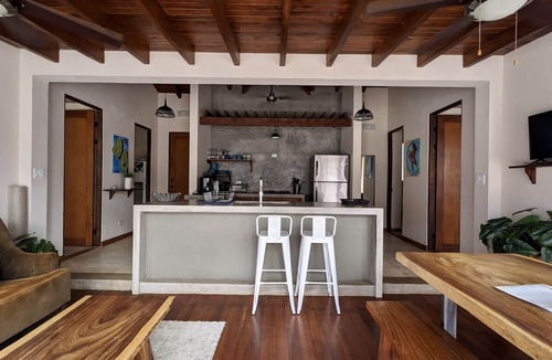 Avellanas Beach House | Surfers, Families, Nature Lovers Villa with Fiber Optic in Avellanas 🌴🌞🌊